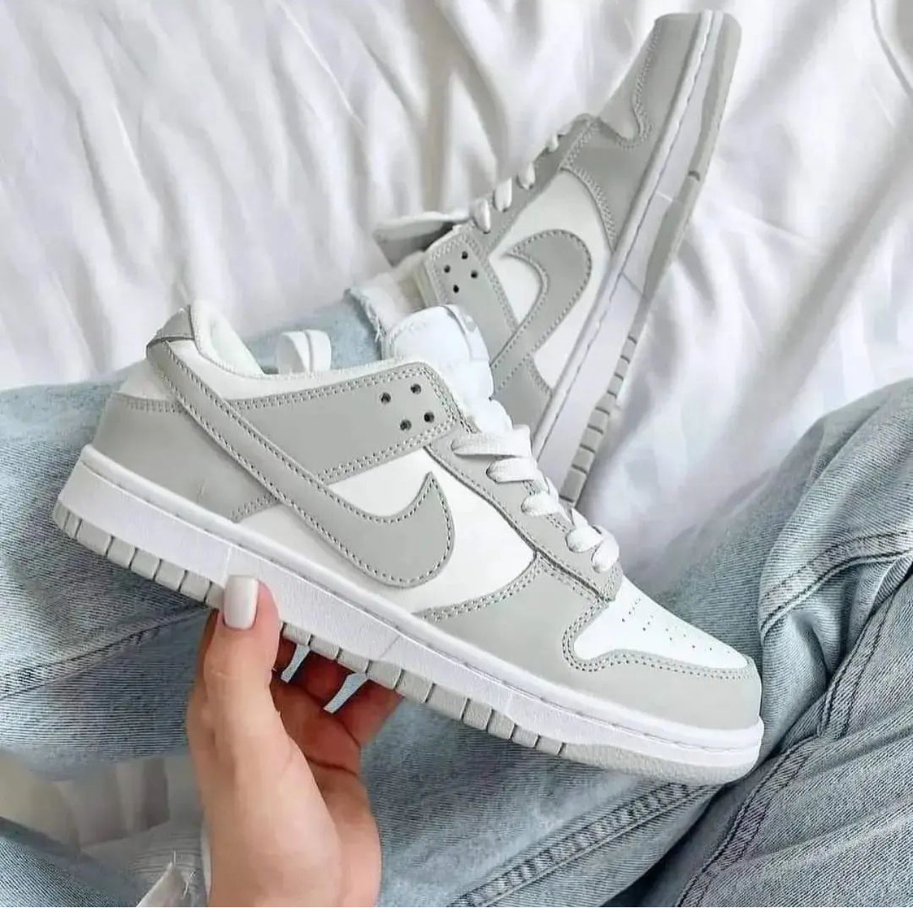 Nike dunk low grey