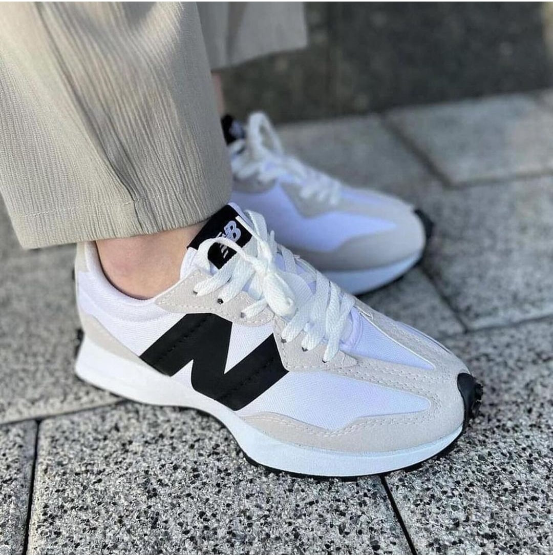 New Balance 327