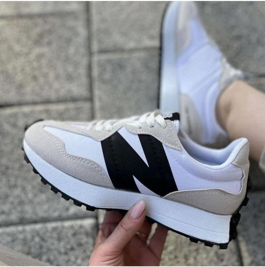 New Balance 327